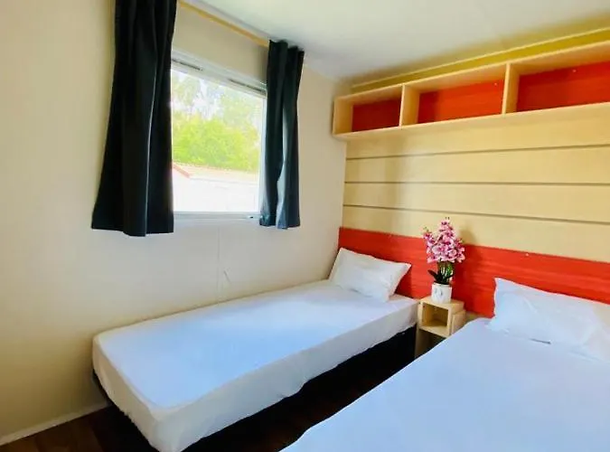 Kompleks wypoczynkowy 4x3 *