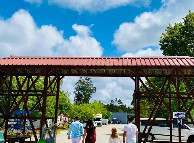 4x3 Kompleks wypoczynkowy Burinhosa